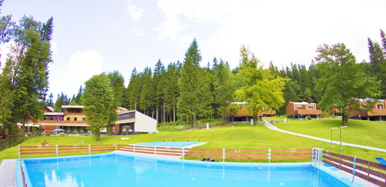 Horsky Hotel Celadenka / Mountain Resort Čeladná Εξωτερικό φωτογραφία