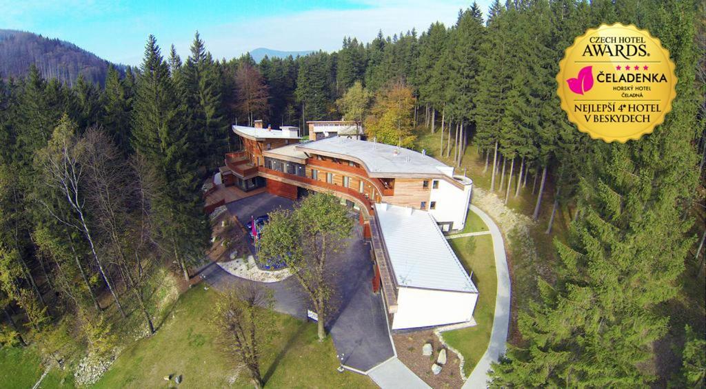 Horsky Hotel Celadenka / Mountain Resort Čeladná Εξωτερικό φωτογραφία